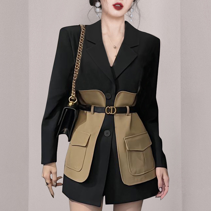 2025 őszi thai divatos, új stílusú, derékba kötős, kontrasztos színű öltöny dizájnú, derékba kötős ruha 1140