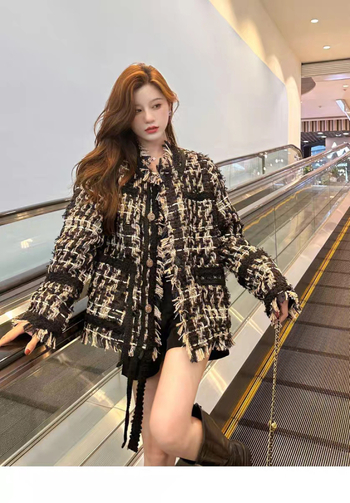 Γυναικείο παλτό σε στυλ Chanel, γαλλικού στιλ, φθινόπωρο 2023, νέο στυλ, υφαντό με φούντα, vintage, κομψό τοπ από τουίντ