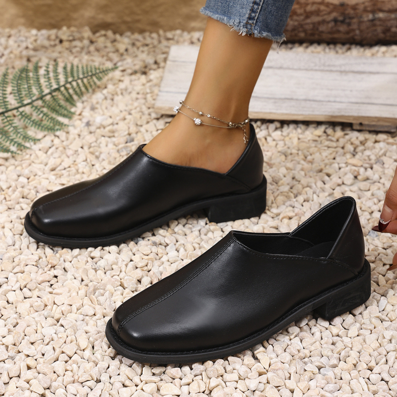 2025 Tavaszi és őszi új brit stílusú retró egyszínű kis bőrcipők szögletes orrú bebújós dupla viseletű szögletes sarok alacsony sarkú női egyrétegű cipők