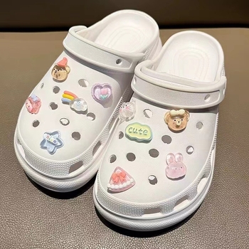 Tarpvalstybiniai pritaikomi „Cross Hole“ batai „pasidaryk pats“ aksesuarai Mieli animacinių filmukų batai Gėlė Permatomi meškiukai Triušiai Debesėliai Batų sagčių rinkinys