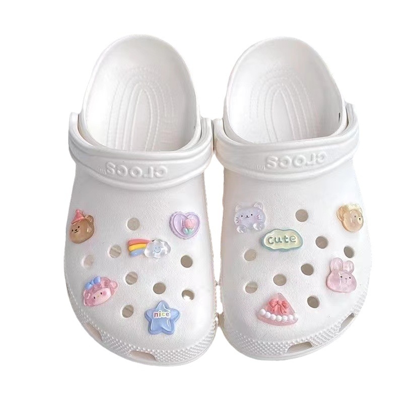 Tarpvalstybiniai pritaikomi „Cross Hole“ batai „pasidaryk pats“ aksesuarai Mieli animacinių filmukų batai Gėlė Permatomi meškiukai Triušiai Debesėliai Batų sagčių rinkinys