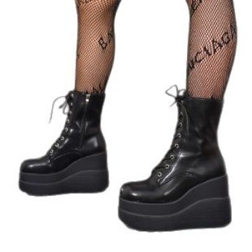 Γυναικείες μπότες Martin με μικρό ύψος που αυξάνονται, φθινοπωρινές, νέες ψηλοτάκουνες, βρετανικού στιλ, μποτάκια με πλατφόρμα και τακούνι σφήνας, 2025