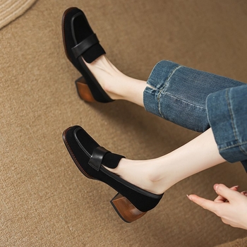 Ελαφριά πολυτελή ρετρό παπούτσια μονής στρώσης, γυναικεία παπούτσια άνοιξη και φθινόπωρο 2024, νέα παγωμένα slip-on loafers, ψηλοτάκουνα παπούτσια για καθημερινή χρήση, άνοιξη και φθινόπωρο