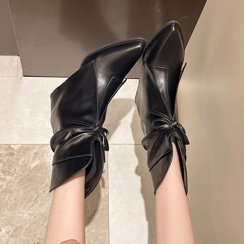 Φθινόπωρο 2024, νέες ευρωπαϊκές και αμερικανικές μυτερές χοντρές ψηλοτάκουνες σέξι παντελόνες με χαμηλό σωλήνα, λεπτές μπότες νυχτερινού κέντρου, γυναικείες κοντές μπότες Denim Martin