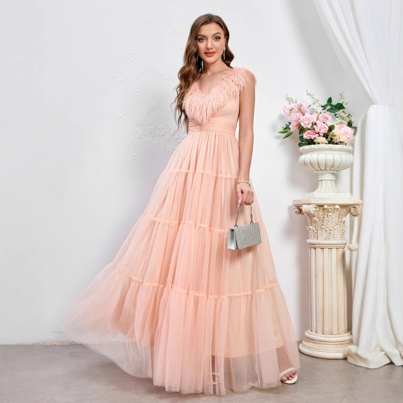 Nova europska i američka ružičasta prekogranična šifonska duga haljina za djeveruše s V-izrezom i baršunastim ovratnikom, večernja haljina
