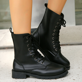 Γυναικείες Μπότες 2025 Φθινόπωρο και Χειμώνας Νέες Μαύρες Μπότες Martin με Στρογγυλή Μύτη και Κορδόνια, Μοντέρνες, Μεγάλες Μπότες με Χοντρή Σόλα και Μοναδικές Μπότες μέχρι τη Μέση της Γάμπας για Γυναίκες