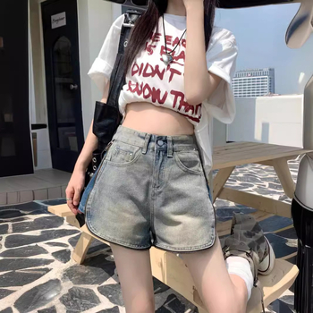 Γυναικεία σορτς τζιν με πλαϊνή αλυσίδα, καλοκαίρι 2024, νέο στυλ, χαλαρή εφαρμογή, μικρό, ρυθμιζόμενο σορτς με προσωπικότητα
