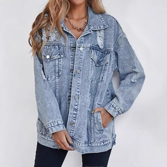 Geacă de denim supradimensionată pentru femei, cu imprimeu rupt și uzat, de la Amazon, TEMU