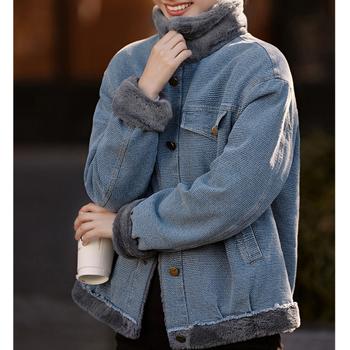 Χειμερινό βελούδινο μπουφάν κοντό με χοντρό τζιν παλτό φθινόπωρο και χειμώνας 2025 νέα πολυτελή ευρωπαϊκά προϊόντα λίμνη μπλε απευθείας πωλήσεις