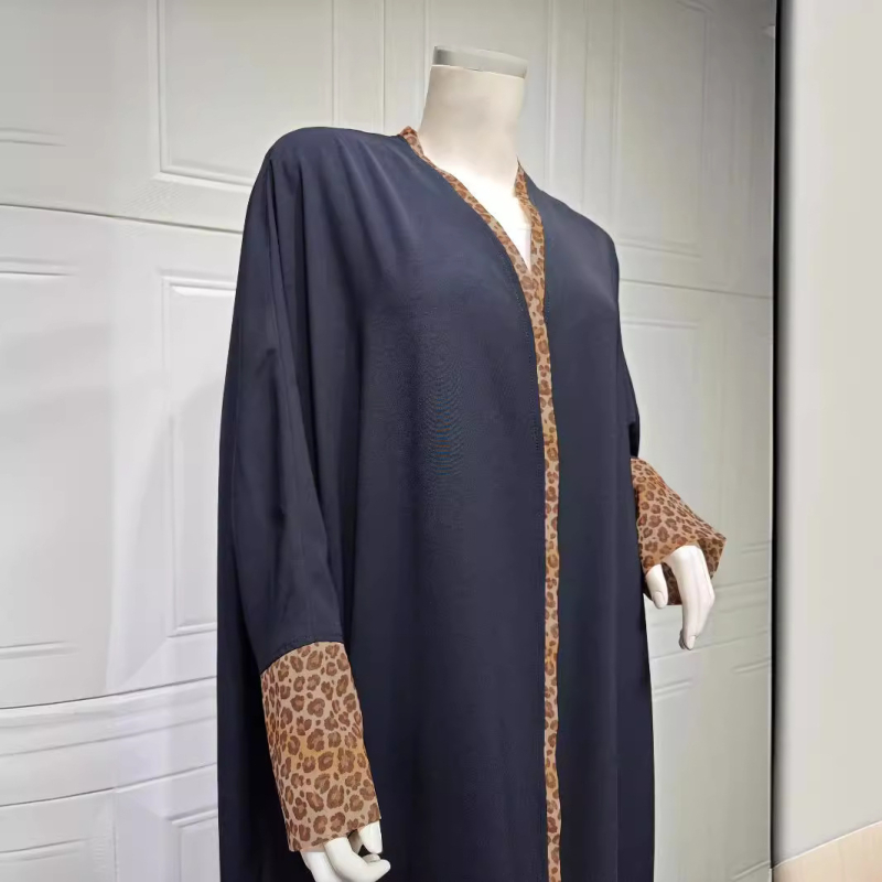 MQ088 Új Muszlim Abaya Divat Kardigán Leopárdmintás Sifon Színblokkos Köntös Török Köntös Turbánnal
