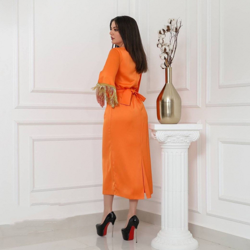 Γυναικείο μουσουλμανικό μονόχρωμο σατέν φόρεμα με απαλή μέση και φούντες, σεμνή μόδα