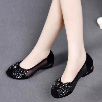 Sieviešu 2024. gada vasaras jaunās, elpojošās, neslīdošās, viena slāņa apavi ar zemu papēdi, dobās Baotou sieviešu sandales.