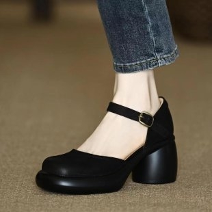 Storapadis prancūziškas Mary Jane mažas odinis batelis moterims 2024 m. pavasariui ir rudeniui su sijonu ir bateliais apvalia nosele, perliniu padu, storu kulnu.