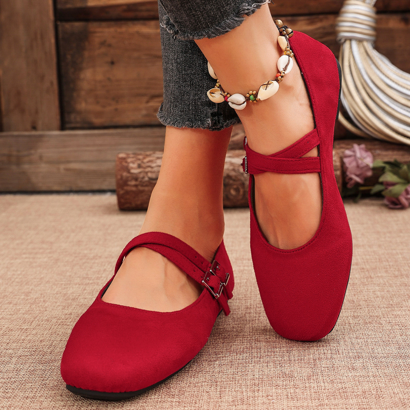 Külkereskedelmi plus size alkalmi cipők női 2024 új őszi és téli szögletes fejű sekély keresztcsatos lapos babcipő