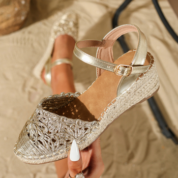 Női nyári éktalpú szandálok, lezser egypántos római magassarkú cipők, kivagdosott divat, koreai stílusú női szandálok, koreai divat