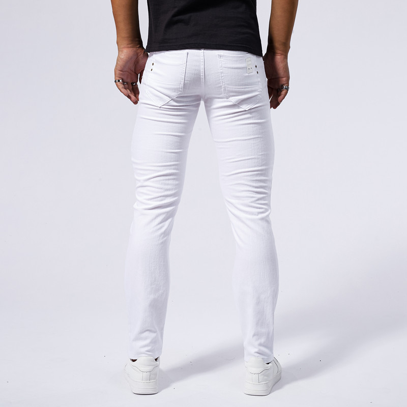 Fehér farmernadrág férfi tavaszi és őszi divatos, minden mérkőzésre alkalmas, rugalmas, kis méretű, egyenes, határokon átnyúló, kényelmes, ifjúsági lezser farmernadrág