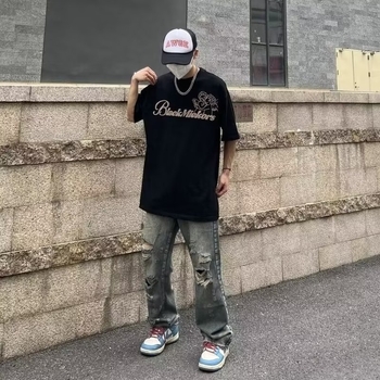 Retro mosott, régi, szakadt férfi farmer, Tide márkájú, egyenes csőnadrág, egy generációnyi haj