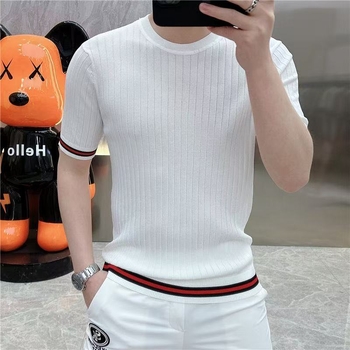 Ugyanaz a stílus 2025 nyári vékony jacquard férfi kötött ing, rövid ujjú, divatos, magas szárú, elasztikus, egyszínű testhezálló póló