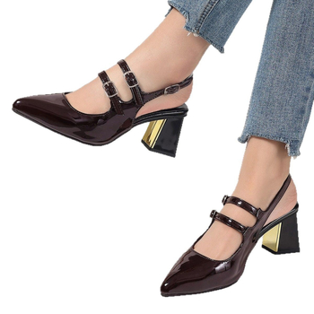 Baotou szandálok női nyári francia Mary Jane cipők 2025 új érkezés magas sarkú vastag sarok hegyes cipő