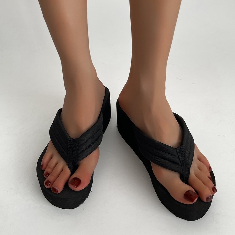 2024. aasta naiste suvised plätud, uued libisemiskindlad kiilukujulised rannakingad, muffin, suured kontsad, paksu tallaga sandaalid, hulgimüük