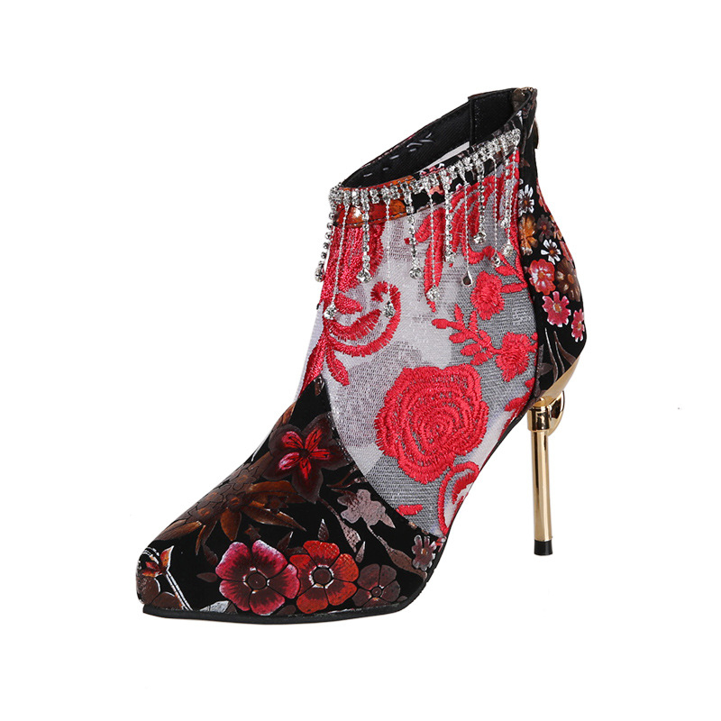 2023-as nagyméretű külkereskedelmi új magas sarkú antik bőr csizma hímzett hálós finom sarkú baotou divat divatos cipők őszre és télre