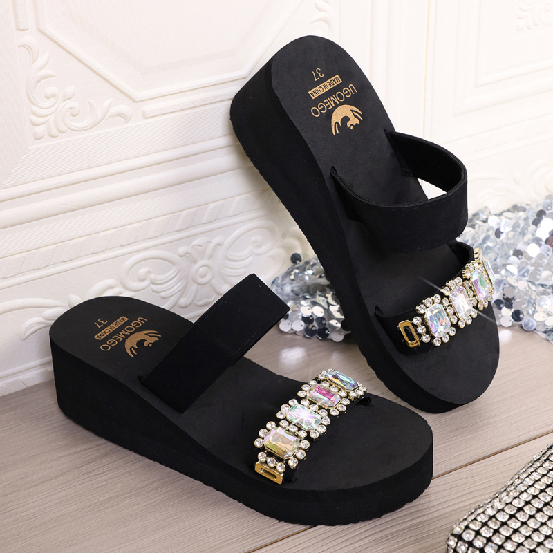 Magas sarkú strasszos papucs női nyári divatos kültéri strandszandál strandpapucs éksarkú csúszásgátló vastag talpú szandál