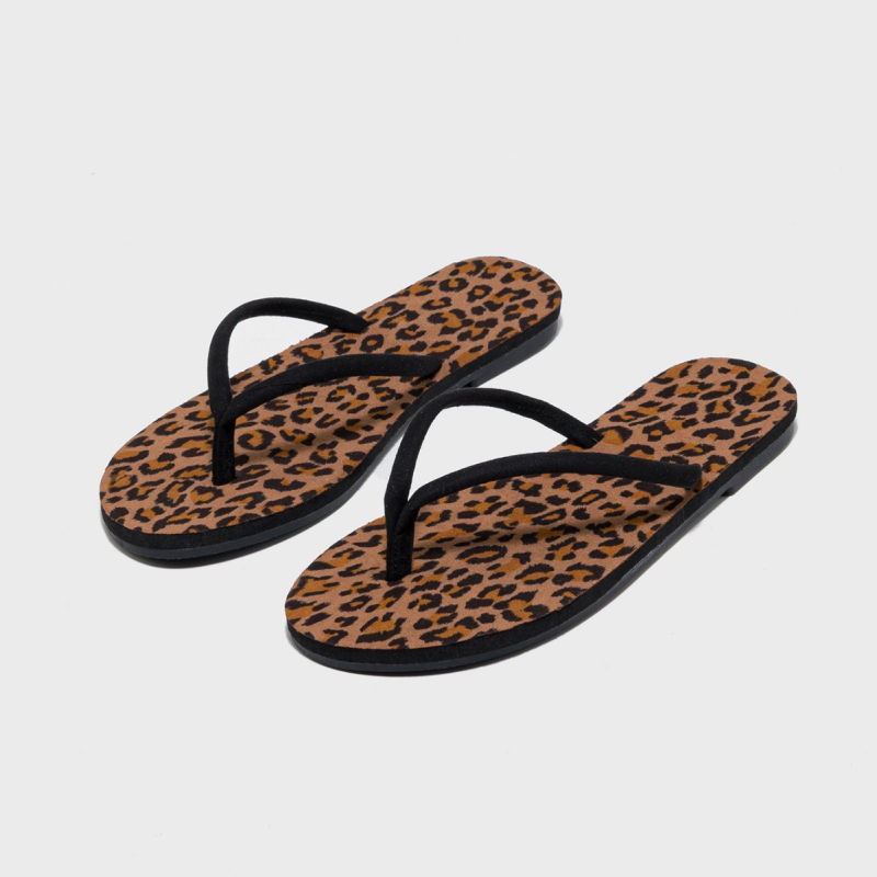 2024 Nyár Új Stílusú Felsőruházat Vastag Talpú Európai és Amerikai Szandálok és Papucsok Csíkos Szandálok Nyitott Orrú Alkalmi Plus Size Flip-flopok Női