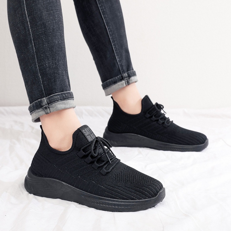 Pavasario ir vasaros nauji laisvalaikio sportbačiai vyriški tuščiaviduriai kvėpuojantys vaikščiojimo batai juodi viešbučio įrankių batai neslystantys minkšti padai vyriški batai