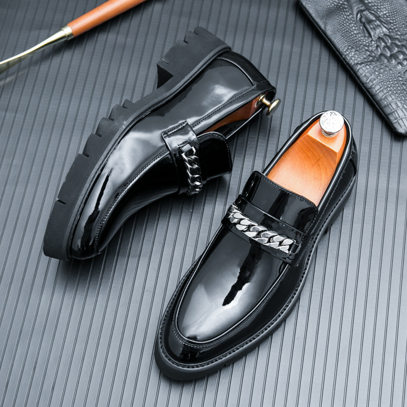 2025 m. pavasario vyriški odiniai bateliai su didelėmis pirštais, storapadis, lakuota oda, blizgaus metalo, laisvalaikio bateliai su storu kulnu, kirpėjo odiniai bateliai