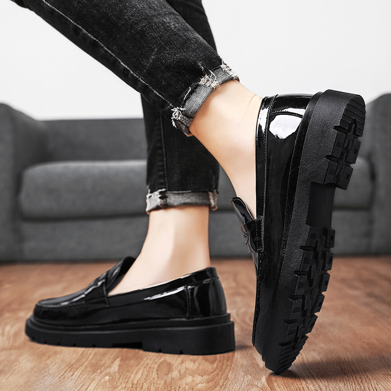 Nauji rudens madingi laisvalaikio odiniai batai 2022 m. vyriški žemapadžiai, ryškiaveidžiai, verslo klasės britų odiniai batai vyrams