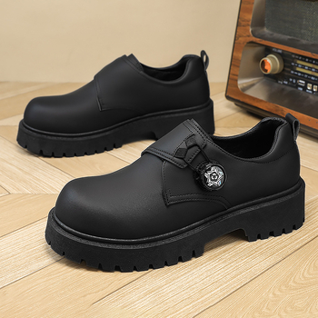 Vyriški pavasariniai Derbio batai, storapadis, ūgį didinantys odiniai spiralinės formos sagų odiniai batai, vyriški juodi batai su didelėmis pirštais, 2025 m. pavasaris