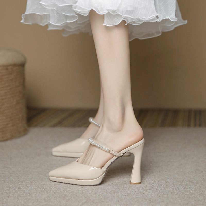 123-6 Baotou pusiau slydimo moteriški viršutiniai drabužiai 2025 m. vasarai nauji itin aukštakulniai basutės madingos basutės