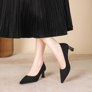 Etikett Magas sarkú cipők Női velúr puha talpú tartós, nem fáradt lábak Repülő foglalkozás Ruha ingázó professzionális fekete munkacipő egyrétegű cipő