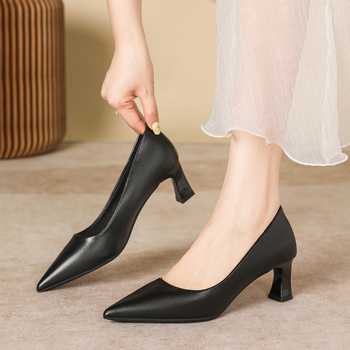 Εθιμοτυπία Παπούτσια με ψηλό τακούνι Γυναικεία σουέτ Μαλακή σόλα Μακράς διαρκείας Δεν κουράζει τα πόδια Φόρεμα πτήσης Επαγγελματικό φόρεμα για καθημερινές μετακινήσεις Επαγγελματικά μαύρα παπούτσια εργασίας Παπούτσια μονής στρώσης