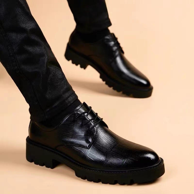 Maži natūralios odos laisvalaikio bateliai pavasariui, dalykiniai, odiniai bateliai, aukštesnio lygio, vestuviniai, jaunikio bateliai su raišteliais