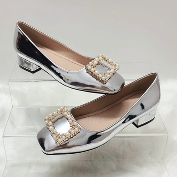 Γυναικεία ψηλοτάκουνα παπούτσια Mary Jane με τετράγωνα δάχτυλα και ρηχό στόμα, μονόχρωμα, άνοιξη 2024, μικρό, αρωματικό στυλ, χοντρό τακούνι, μαλακή σόλα, αγκράφα με διαμάντια και κομψά ψηλοτάκουνα παπούτσια Mary Jane