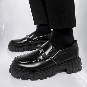 Kevad 2025 Briti stiilis nahkkingad Meeste paksu tallaga kingad Madalad pealispinnaga sussid Mokassiinid Ühe säärega vabaaja meeste kingad