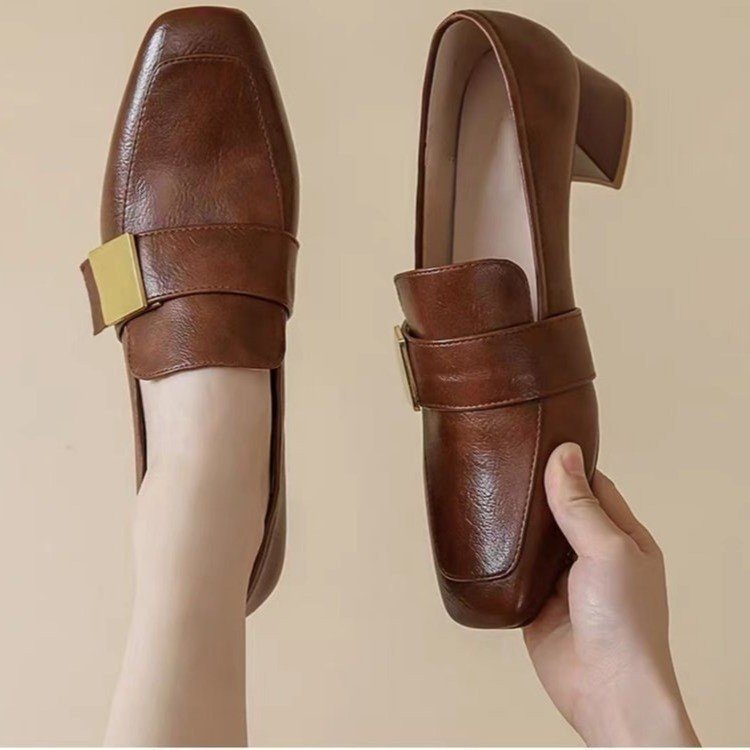 2024 Új Őszi és Téli Szögletes Orrú Szőrme Cipő Női Brit Stílusú Közepes Vastag Sarkú Slip-On Loafers