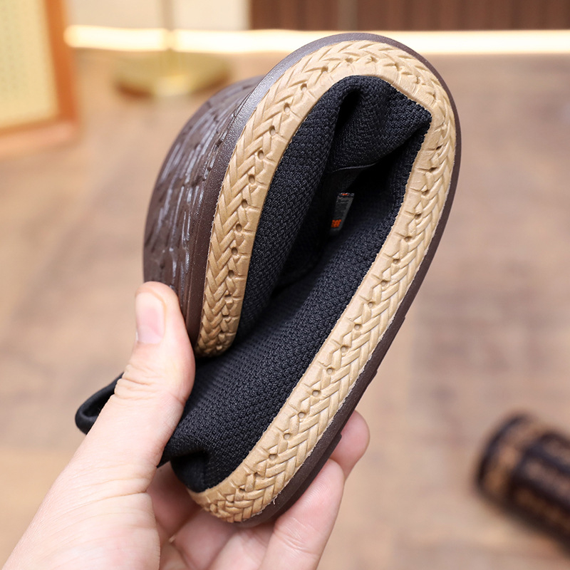 2024 Пролетни и летни обувки Old Beijing, мъжки дишащи, хлъзгави, мързеливи обувки, неплъзгащи се, леки обувки за татко, ежедневни работни обувки