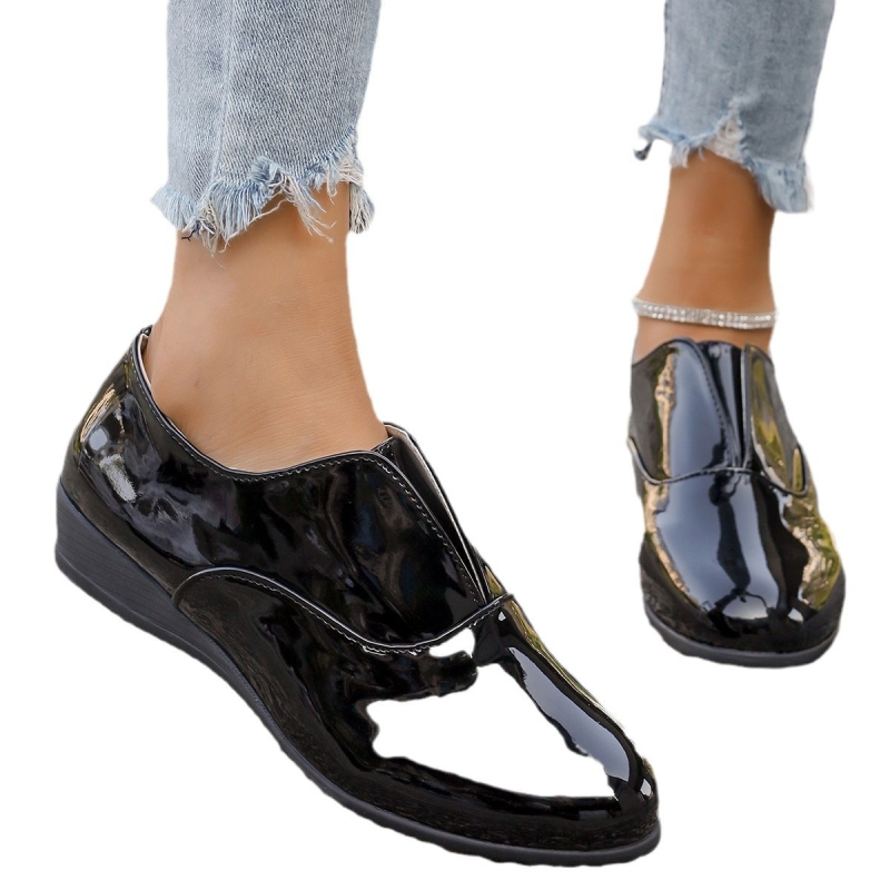 Európai és amerikai külkereskedelmi, plus size, kerek fejű, élénk színű női alkalmi bőrcipő, határokon átnyúló, lejtős sarkú, trendi, minden mérkőzésre alkalmas, lábfej feletti cipő, nagykereskedelem