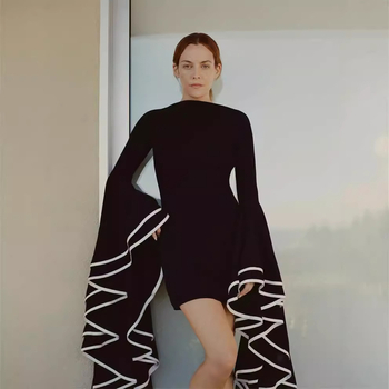 2023-as új európai és amerikai, határokon átnyúló dizájnú, eltúlzottan nagy fodros ujjú, derékkal karcsúsító, divatos, temperamentumos ruha