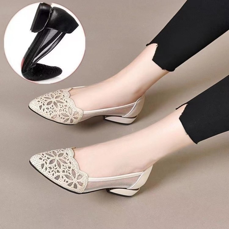 Határokon átnyúló anyacipők Női nyári puha talpú szandálok Női hálós, puha bőr, egyrétegű cipők Alacsony sarkú bőrcipők Vastag sarok Kerek orrú Üreges