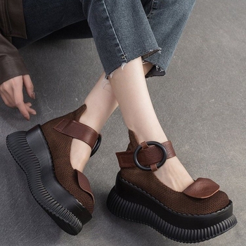 Γυναικεία παπούτσια με πλατφόρμα και ρετρό στυλ, μοντέρνα, χονδρική, χονδρική, χονδρική, σε vintage στυλ, με ρηχά στόμια και μονόχρωμα παπούτσια.