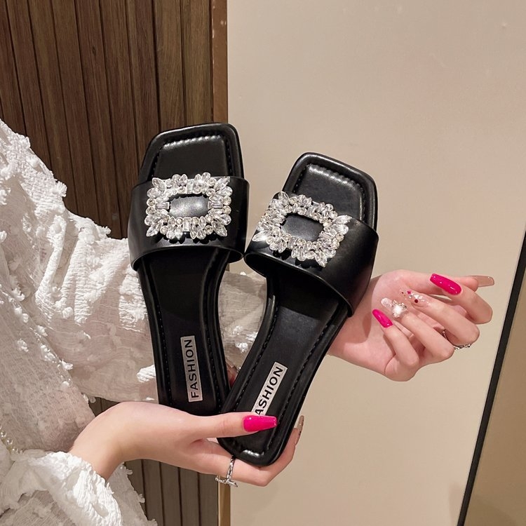 Koreai stílusú strasszos lapos papucsok külső viselethez, női 2024-es új érkezésű női cipők, mindenhez illő, szögletes orrú szandálok