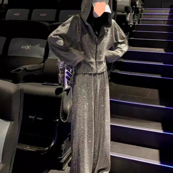 Divatos sportöltöny tavaszi és őszi alkalmi új, bő, kapucnis, karcsúsított, kétrészes pulóver szett