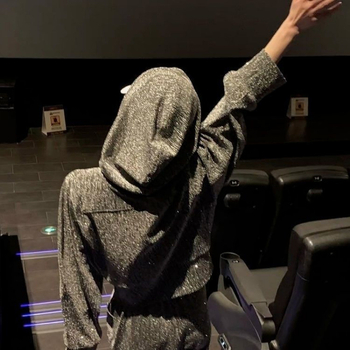 Divatos sportöltöny tavaszi és őszi alkalmi új, bő, kapucnis, karcsúsított, kétrészes pulóver szett