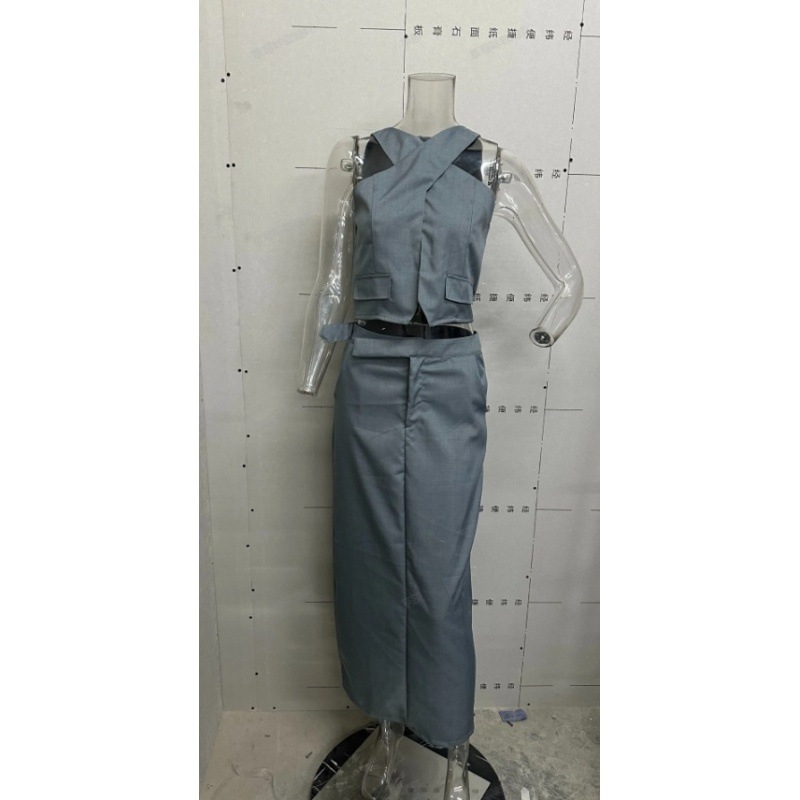 2024 nyári új európai és amerikai Amazon határokon átnyúló egyszínű divatos pántnélküli mellény, magas derekú szoknya, kétrészes szett nőknek