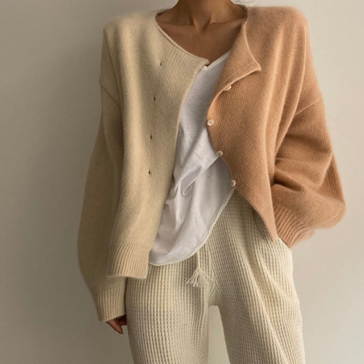 Koreai sikkes őszi és téli női ruházat egyszerű, sokoldalú divatos, színben illő dizájn hosszú ujjú kötött kardigán pulóver kabát női