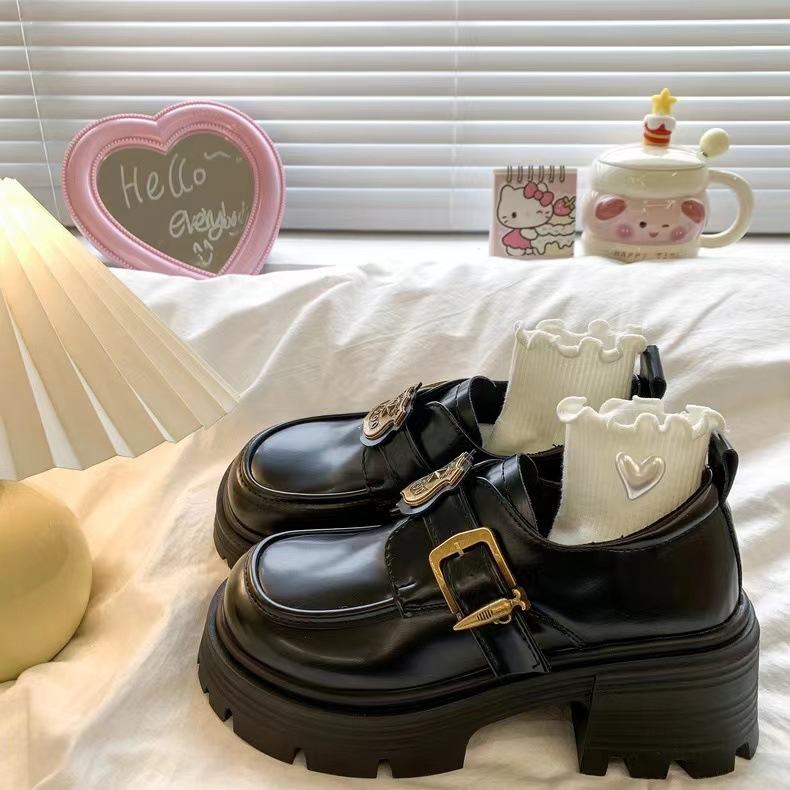 Paksu põhjaga paksu kontsaga Briti stiilis mustad nahast kingad naistele 2025. aasta uued kevadised kõrgusega suurendatud universaalsed Mary Jane Love ühekihilised kingad