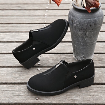 2024-es új brit stílusú női bebújós cipők stílusos és egyedi dizájnnal, határokon átnyúló Amazon divatos sokoldalú cipők